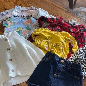 Lot of Old Navy girls 12-18 month clothes